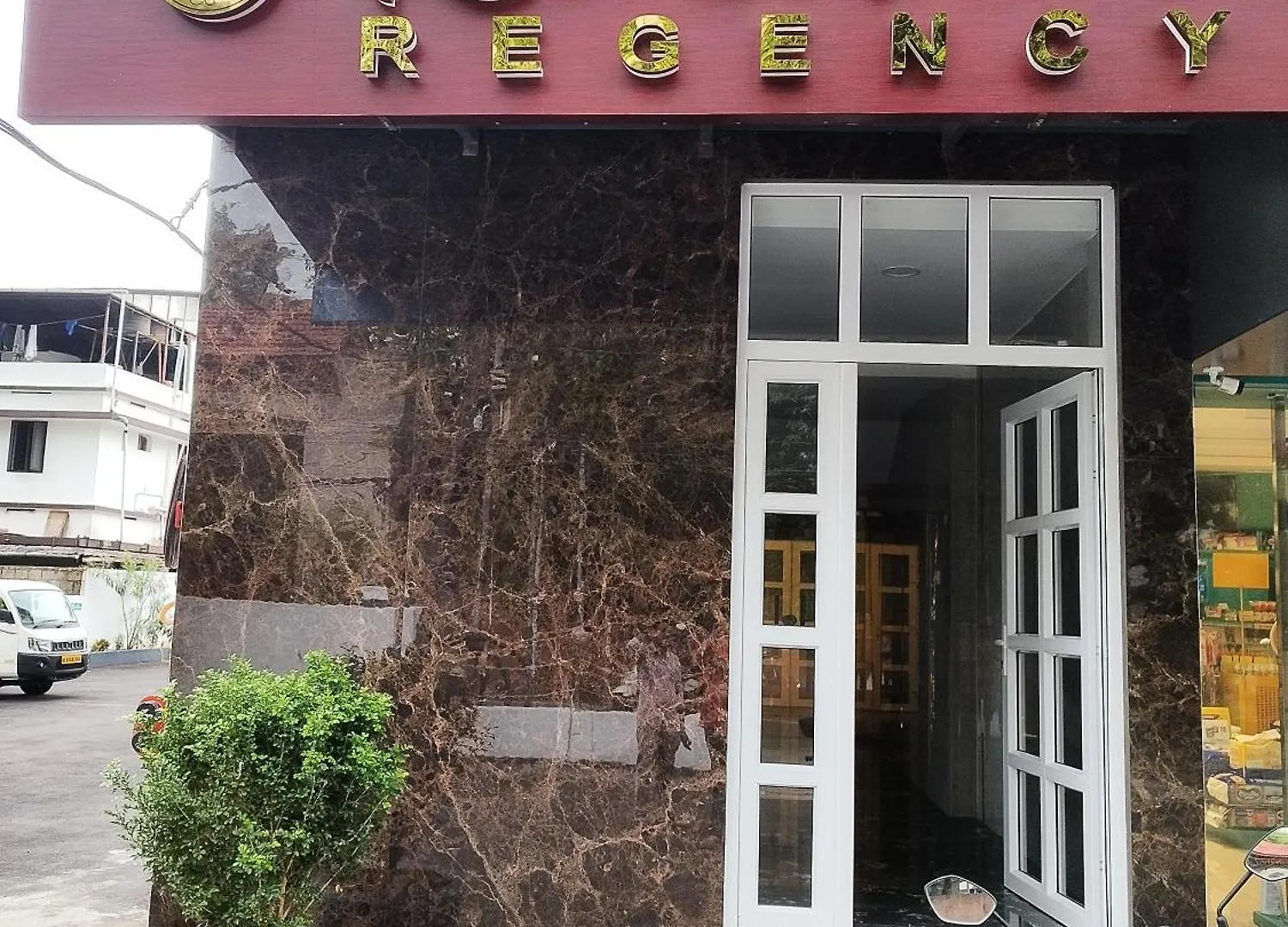 North Fort Regency Kochi Hotel